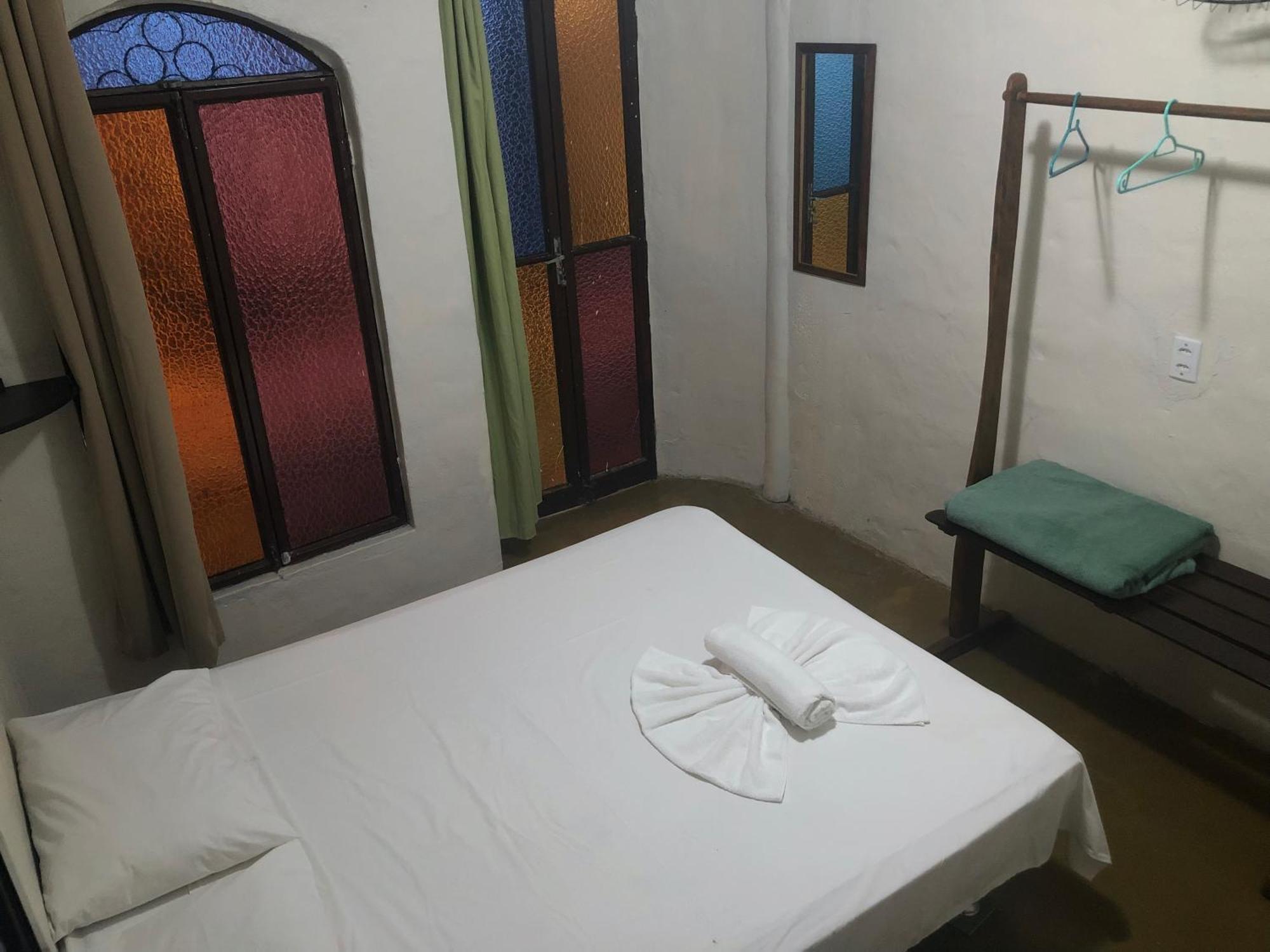 Shanti - Hospedaria Na Vila De Sao Jorge Exteriör bild